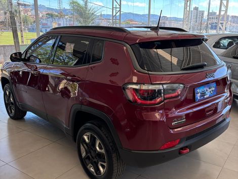 Jeep COMPASS TRAILHAWK 2.0 4x4 Dies. 16V Aut.