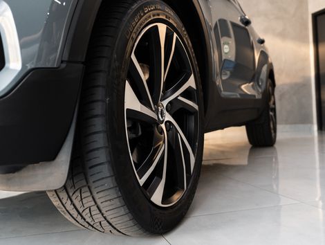 Volvo XC 40 T-5 R-DESIGN 2.0 252cv AWD