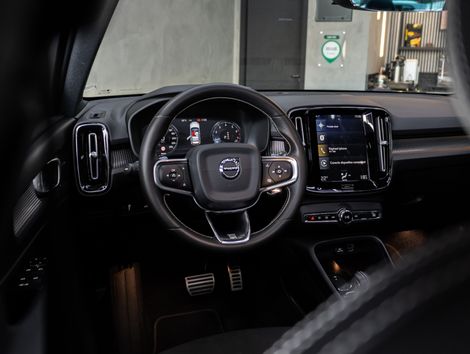 Volvo XC 40 T-5 R-DESIGN 2.0 252cv AWD