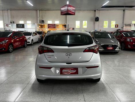 Hyundai UNIQUE 1.0