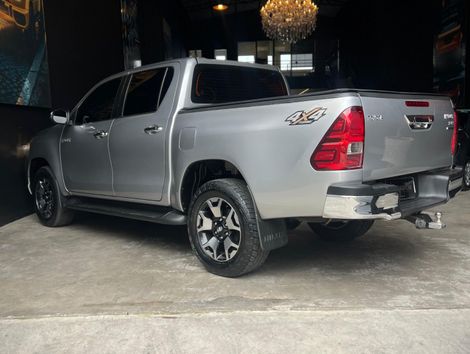 Toyota Hilux CD SRX 4x4 2.8 TDI 16V Diesel Aut.