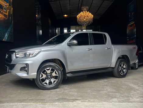 Toyota Hilux CD SRX 4x4 2.8 TDI 16V Diesel Aut.