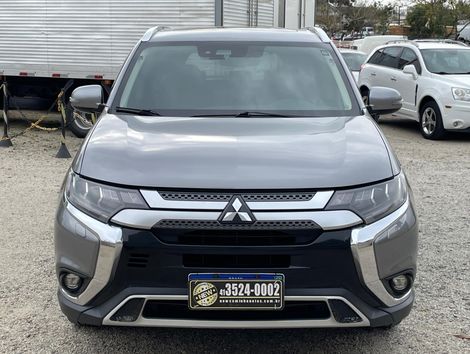 Mitsubishi OUTLANDER HPE-S 2.2 Diesel 4x4 Aut.