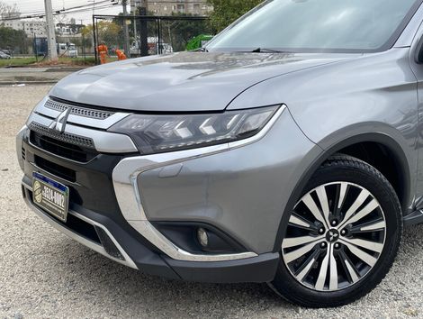 Mitsubishi OUTLANDER HPE-S 2.2 Diesel 4x4 Aut.