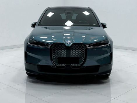 BMW iX XDrive 40 Aut. (Elétrico)