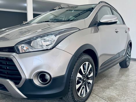 Hyundai HB20X Style 1.6 Flex 16v Mec.