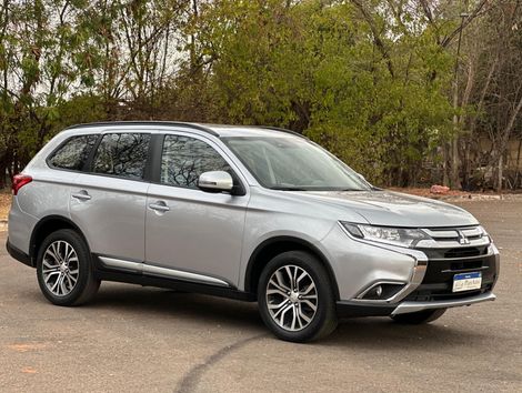 Mitsubishi OUTLANDER 2.0 16V 160cv Aut.