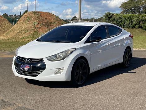 Hyundai Elantra GLS 1.8 16V Aut.