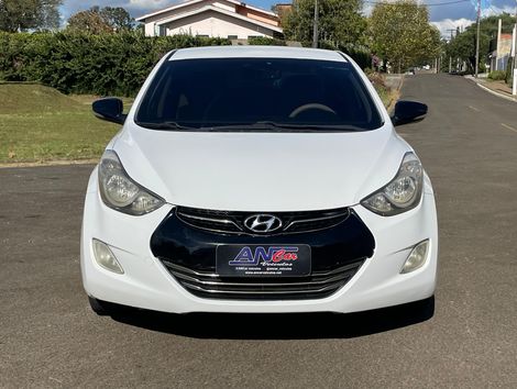 Hyundai Elantra GLS 1.8 16V Aut.