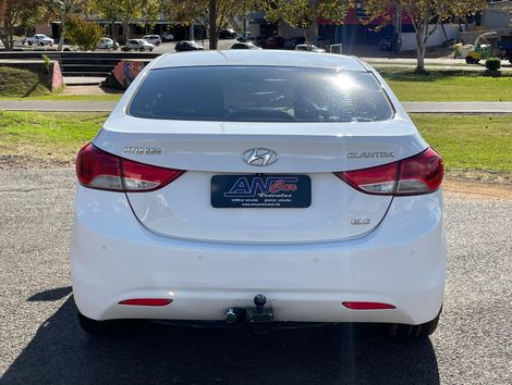 Hyundai Elantra GLS 1.8 16V Aut.