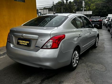 Nissan VERSA SV 1.6 16V Flex Fuel 4p Mec.
