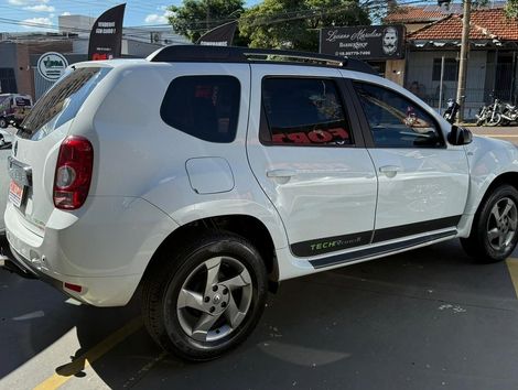 Renault DUSTER Dynamique 2.0 Flex 16V Aut.