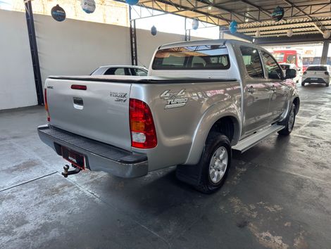 Toyota Hilux CD SRV D4-D 4x4 3.0 TDI Diesel Aut