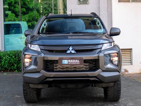 Mitsubishi L200 Trit. S.Out. GLS 2.4 CD Diesel Aut.