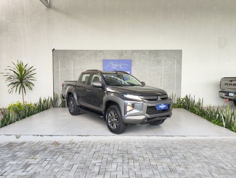 Mitsubishi Triton GLS 2.4 CD 4x4 TB Diesel Aut.