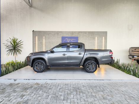 Mitsubishi Triton GLS 2.4 CD 4x4 TB Diesel Aut.