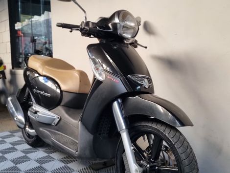 APRILIA 300 S