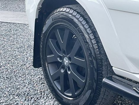 Mitsubishi Pajero TR4 2.0 Flex 16V 4X2 Aut.