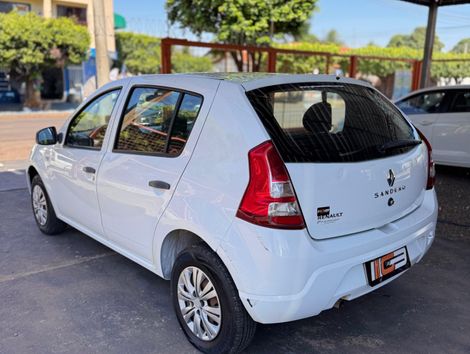 Renault SANDERO Authentique Hi-Flex 1.0 16V 5p