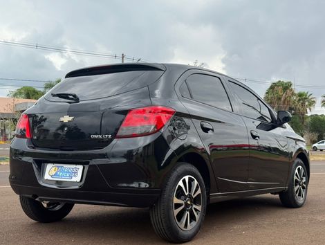 Chevrolet ONIX HATCH LTZ 1.4 8V FlexPower 5p Mec.