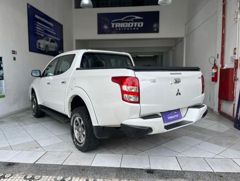 Mitsubishi L200 Triton Sport HPE 2.4 CD Diesel Aut.