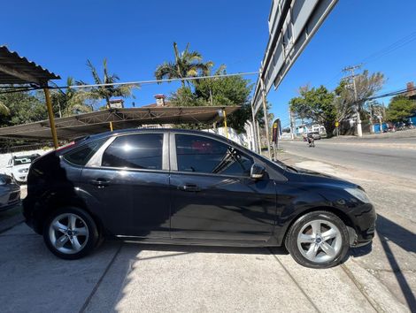 Ford Focus 1.6 S/SE/SE Plus Flex 8V/16V  5p