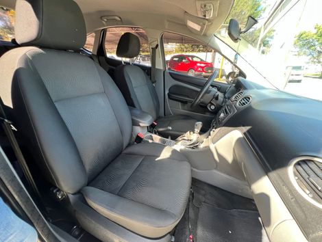 Ford Focus 1.6 S/SE/SE Plus Flex 8V/16V  5p