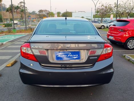 Honda Civic Sedan LXS 1.8/1.8 Flex 16V Mec. 4p