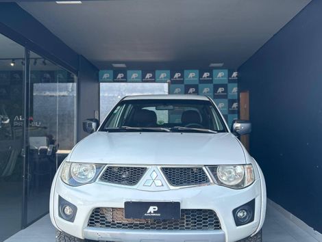 Mitsubishi L200 Triton HPE 3.2 CD TB Int.Diesel Aut