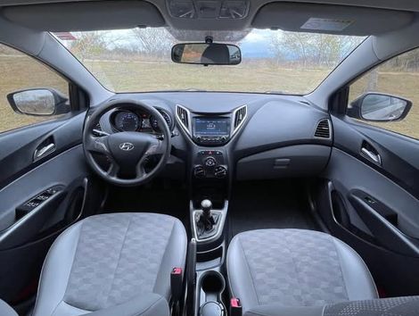 Hyundai HB20S Comfort Plus 1.0 TB Flex 12V Mec.