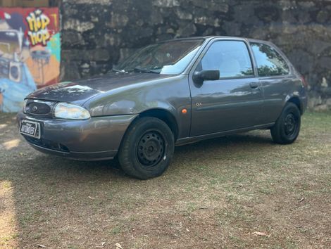 Ford Fiesta CLX 1.4i 16V 3p e 5p