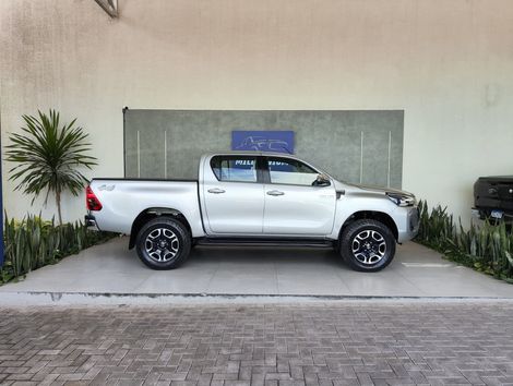 Toyota Hilux CD SRX 4x4 2.8 TDI 16V Diesel Aut.