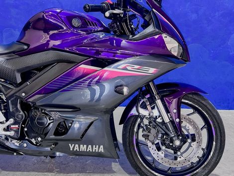 YAMAHA YZF R-3 321/ABS