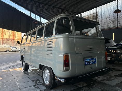 VolksWagen Kombi Standard/ Luxo/ Série Prata