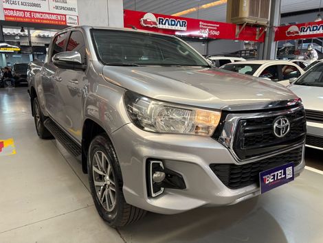 Toyota Hilux CD SRV 4x2 2.7 Flex 16V Aut.