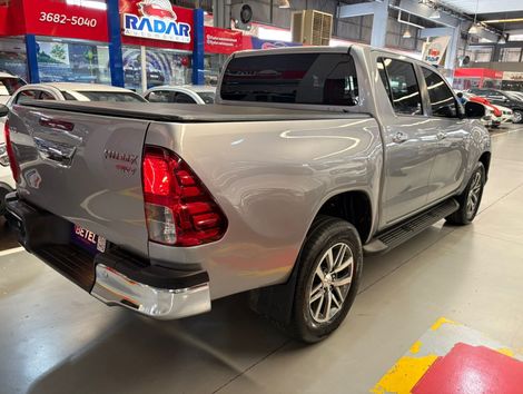 Toyota Hilux CD SRV 4x2 2.7 Flex 16V Aut.