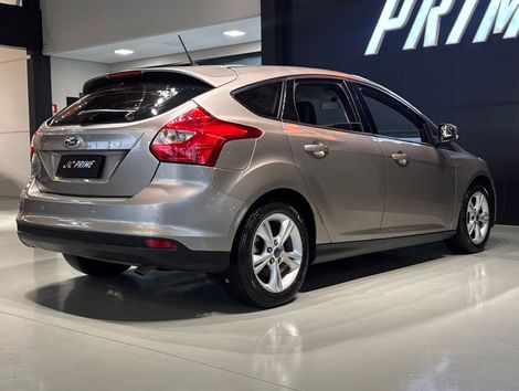 Ford Focus 1.6 S/SE/SE Plus Flex 8V/16V  5p