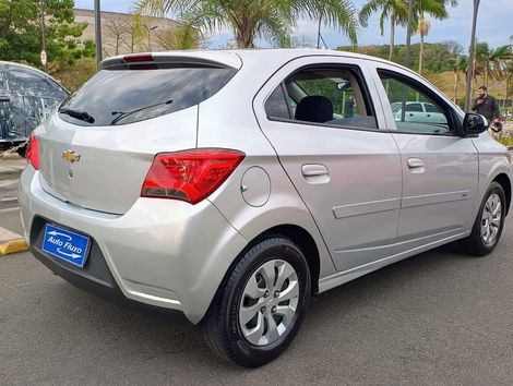 Chevrolet ONIX HATCH LT 1.0 8V FlexPower 5p Mec.