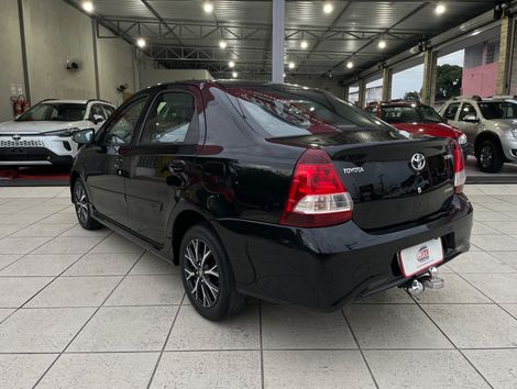 Toyota ETIOS PLATINUM Sed. 1.5 Flex 16V 4p Aut.