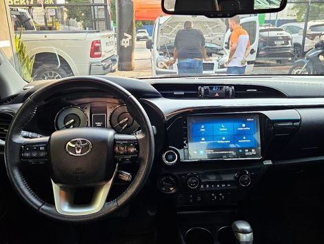 Toyota Hilux CD SRX 4x4 2.8 TDI 16V Diesel Aut.
