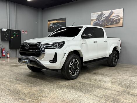 Toyota Hilux CD SRX 4x4 2.8 TDI 16V Diesel Aut.