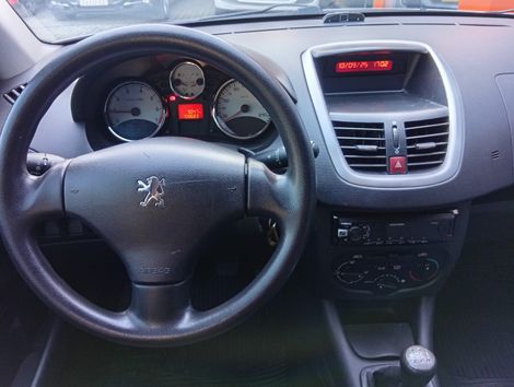 Peugeot 207 XR 1.4 Flex 8V 5p