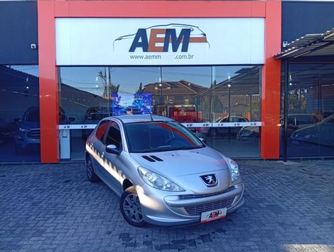 Peugeot 207 XR 1.4 Flex 8V 5p
