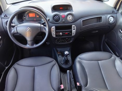 Citroën C3 GLX 1.4/ GLX Sonora 1.4 Flex 8V 5p