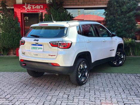Jeep COMPASS TRAILHAWK 2.0 4x4 Dies. 16V Aut.