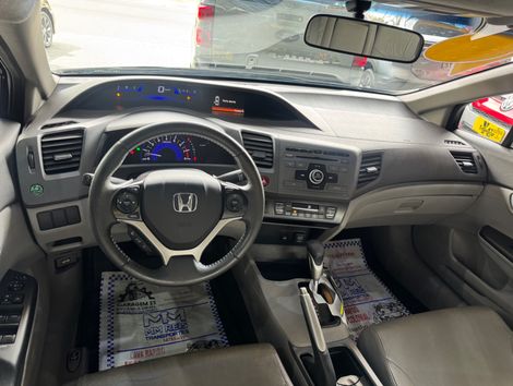 Honda Civic Sedan LXS 1.8/1.8 Flex 16V Aut. 4p