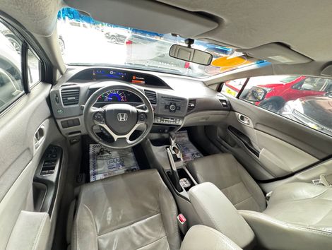 Honda Civic Sedan LXS 1.8/1.8 Flex 16V Aut. 4p