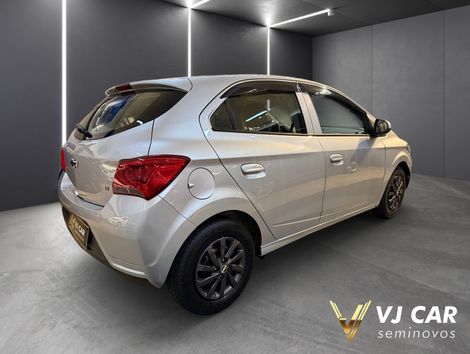 Chevrolet ONIX HATCH LT 1.0 8V FlexPower 5p Mec.