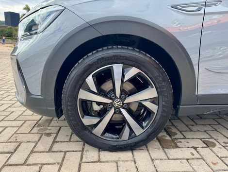 VolksWagen Nivus Highline 1.0 200 TSI Flex Aut.
