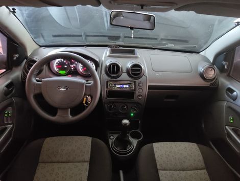 Ford Fiesta Sed. 1.6 8V Flex 4p